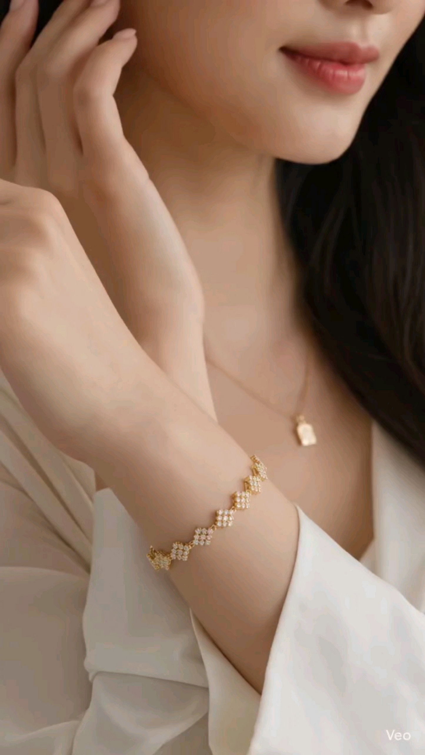 Floral diamond-cut tennis bracelet close up detail JeevaFashions