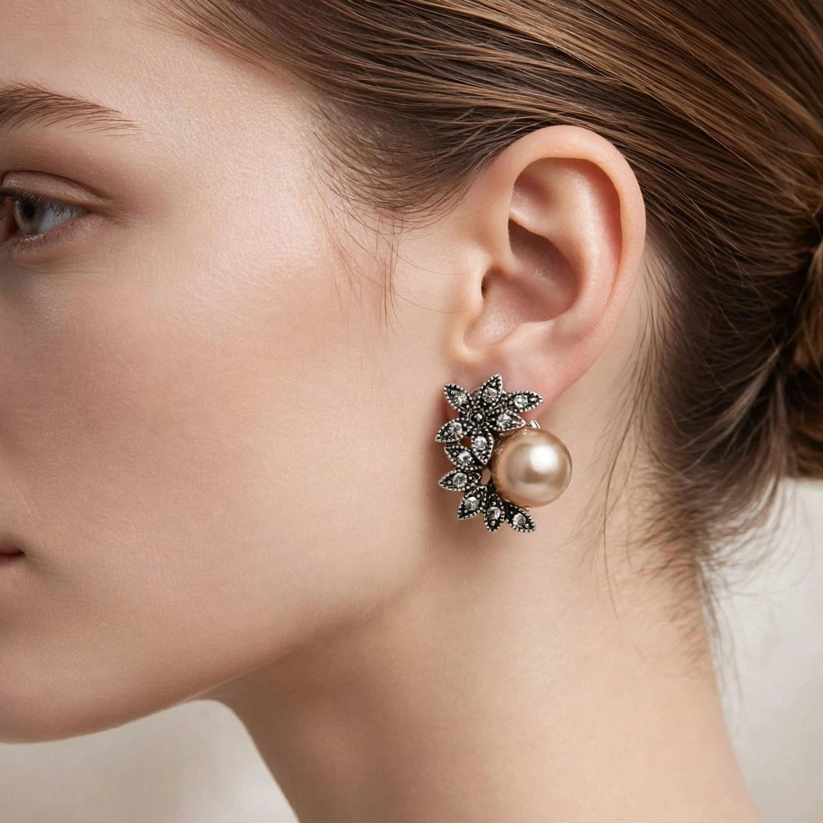 Pearl Stud Earrings with Crystal Floral Design – Vintage