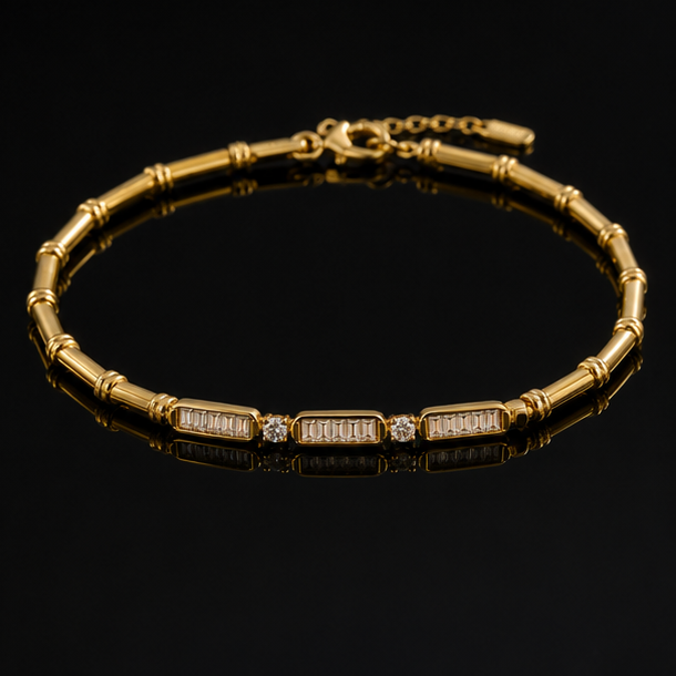 Gold plated bamboo chain bracelet side view – polished gold anti-tarnish jewellery for festive occasions