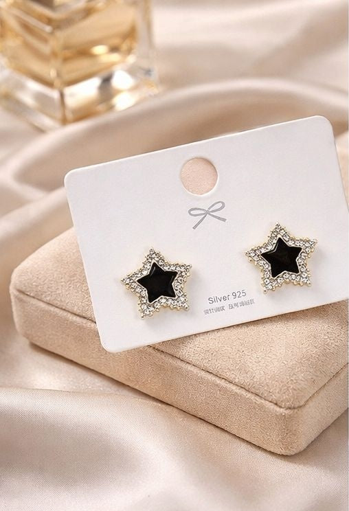 Korean minimal star stud earrings in 925 silver with black enamel and crystal – lightweight everyday earrings for Indian women